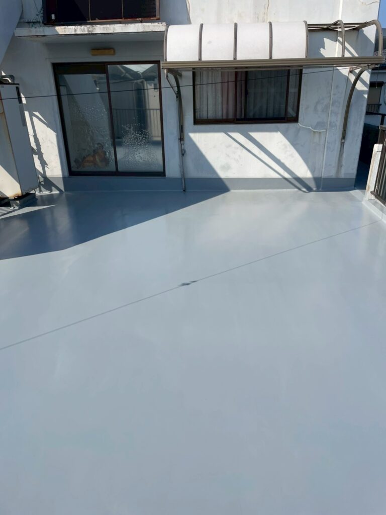 日ノ出町　バルコニー・屋上防水工事