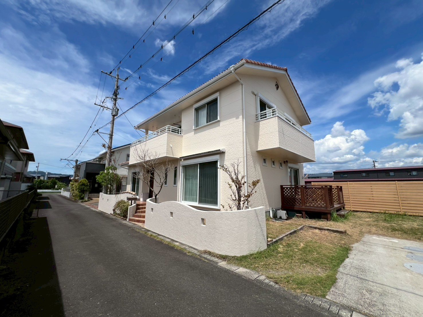 国分　外壁塗装・ベランダ床防水保護工事