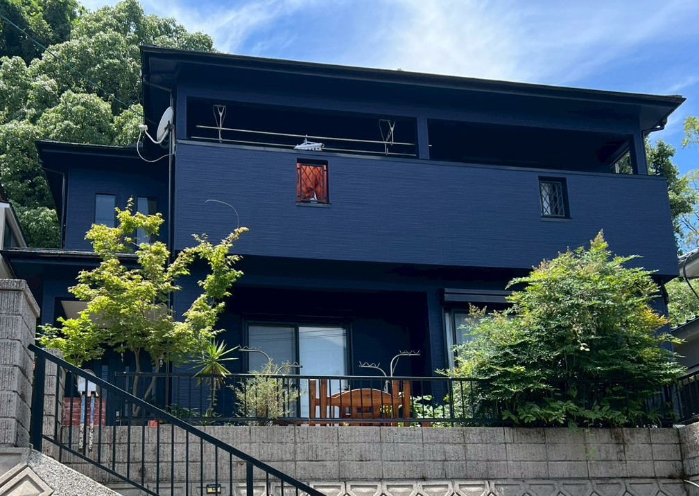 屋根壁塗装・コーキング補修・樋掃除工事