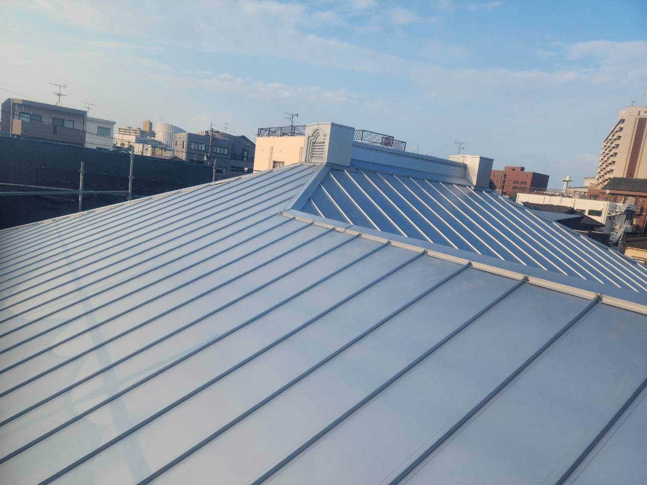 真砂　屋根カバー工事